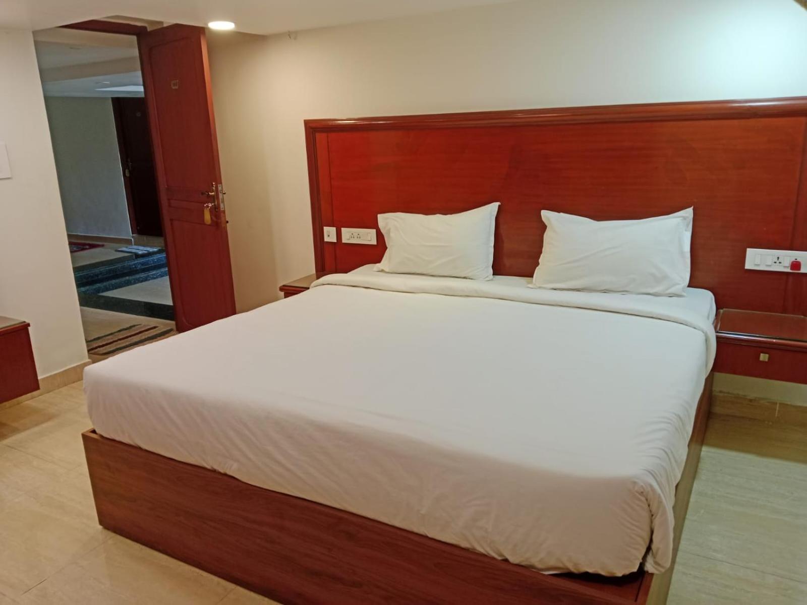 Apartament Azhagappa Residency Puducherry Zewnętrze zdjęcie