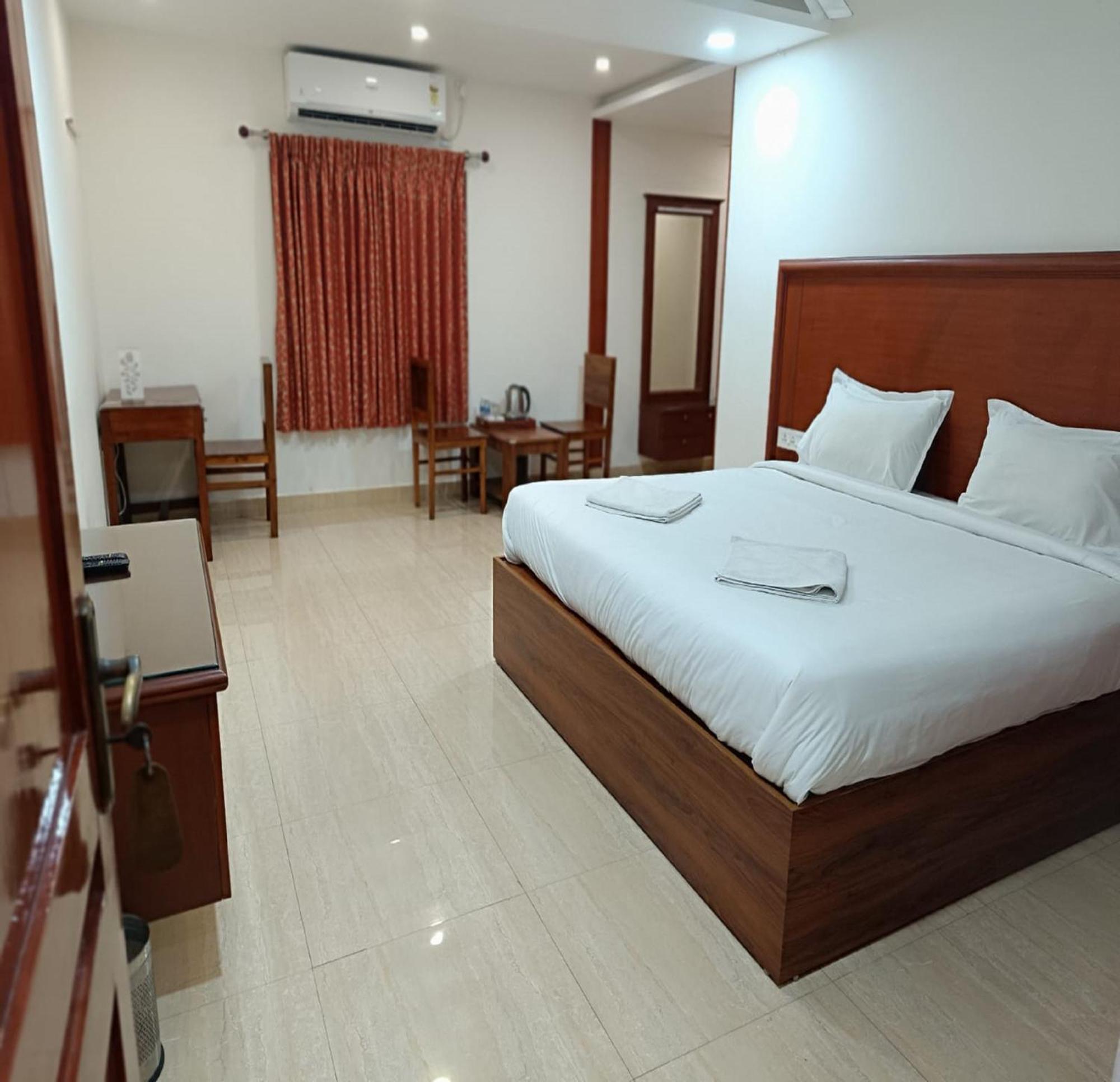 Apartament Azhagappa Residency Puducherry Zewnętrze zdjęcie
